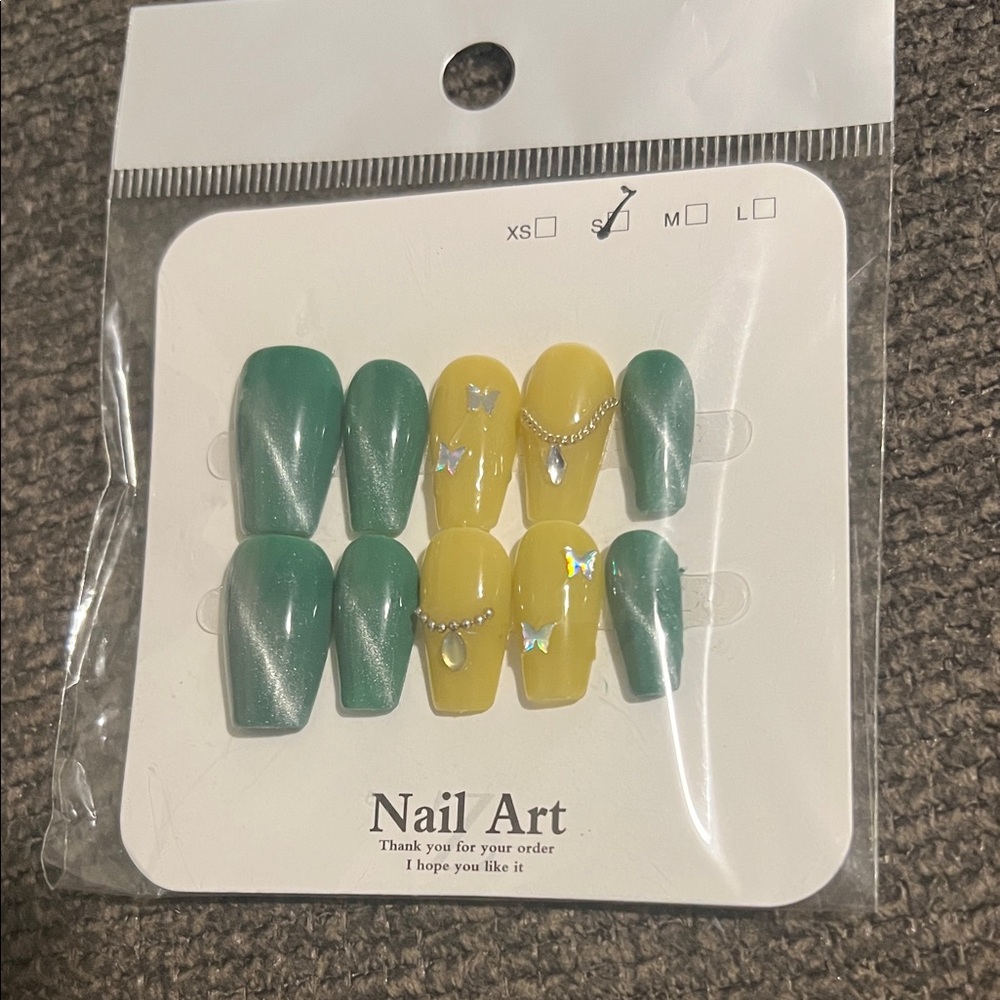 Nail Art Green and Yellow Press-On Nails